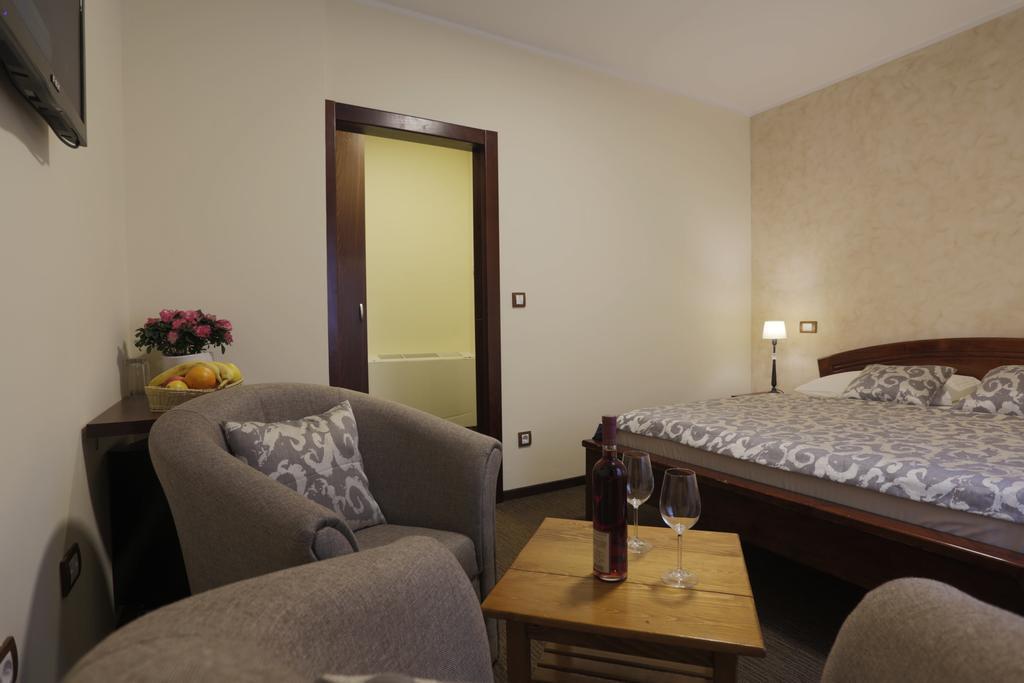 בלגרד Accommodation Tara מראה חיצוני תמונה